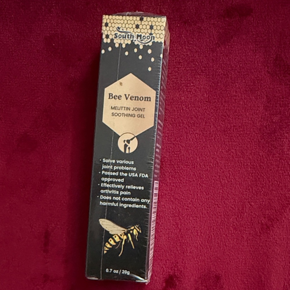 💥NI💥 Bee Venom Soothing Gel - Black and Gold